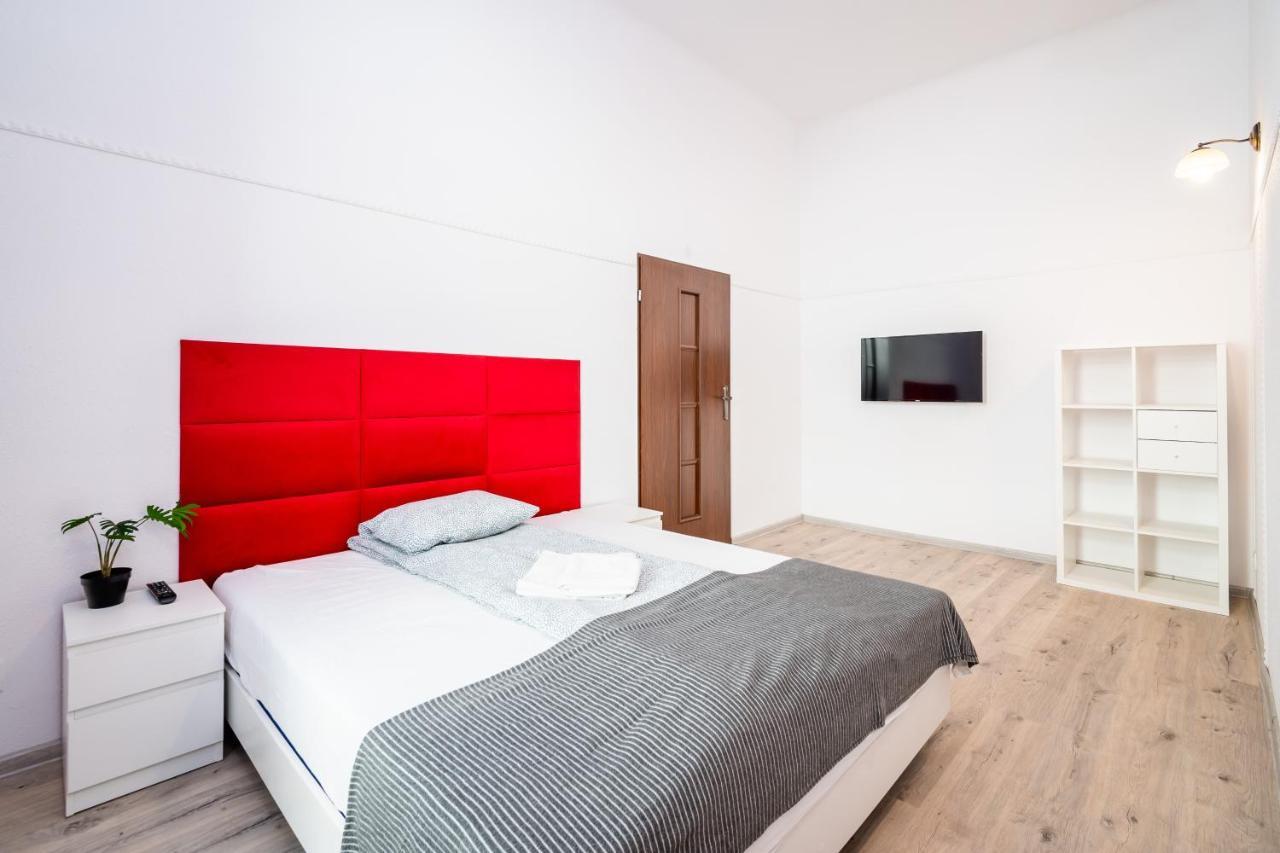 Jm Rooms Lubicz II คราคูฟ ภายนอก รูปภาพ